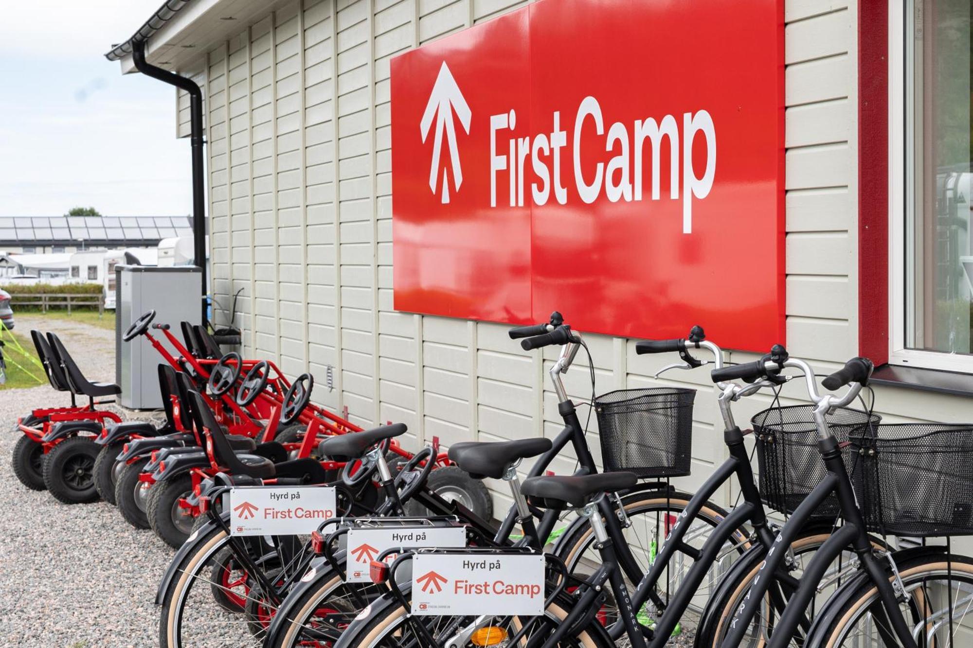 First Camp Edsvik-그레베스타드 외부 사진